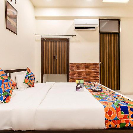 Fabhotel Maher Inn Ахмедабад Экстерьер фото